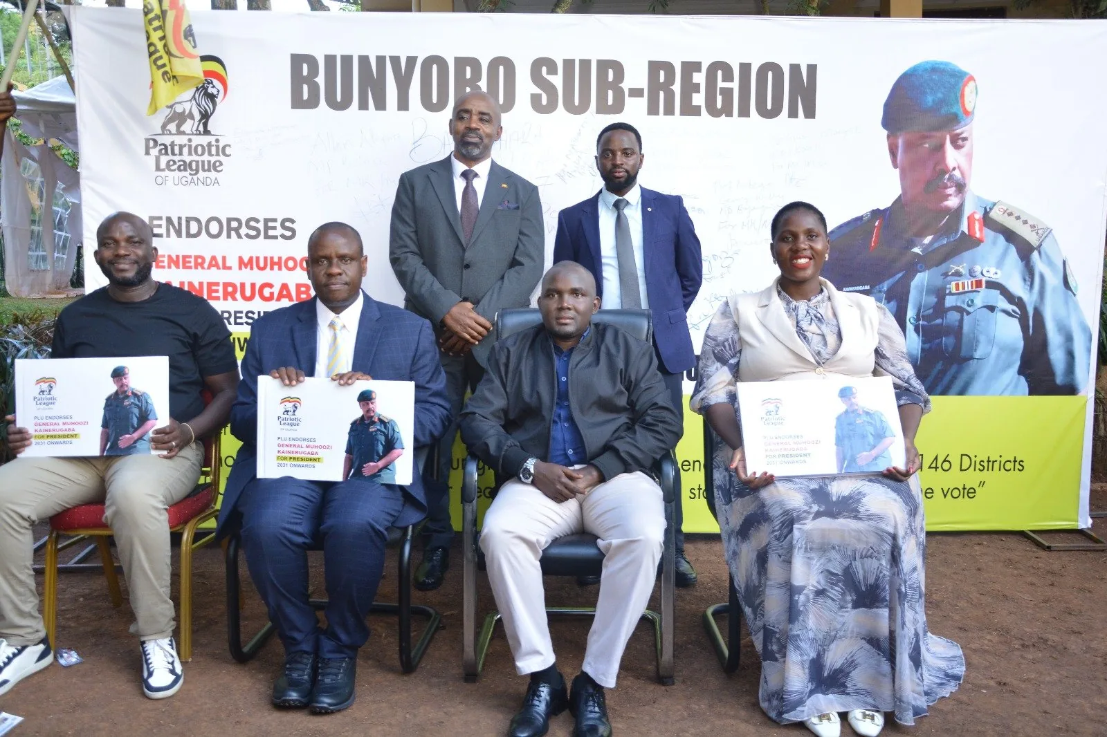 Hon. Balaam Barugahara Leads Bunyoro Leaders in Endorsing Gen. Kainerugaba at PLU Headquarters